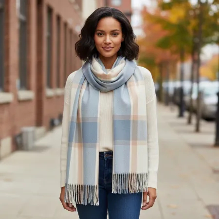 Szalik w niebieską kratę