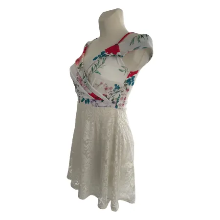 Sukienka Biała Poezja