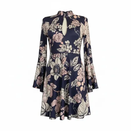 Sukienka ze stójką